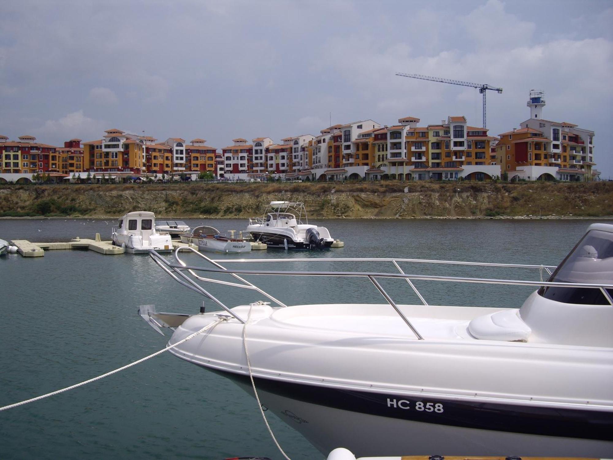 Studio Deluxe In Marina Cape 4 Stars Complex 33 7 Aheloy ภายนอก รูปภาพ